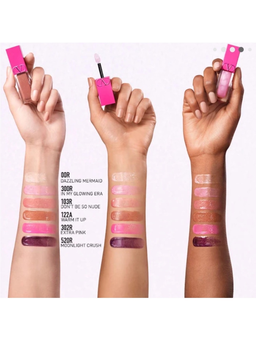 Valentino Pink Lip Gloss - 300R - Picture 4 of 4